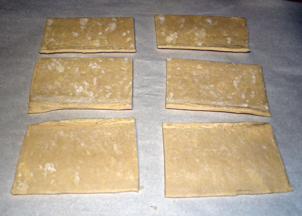 puff pastry rectangles