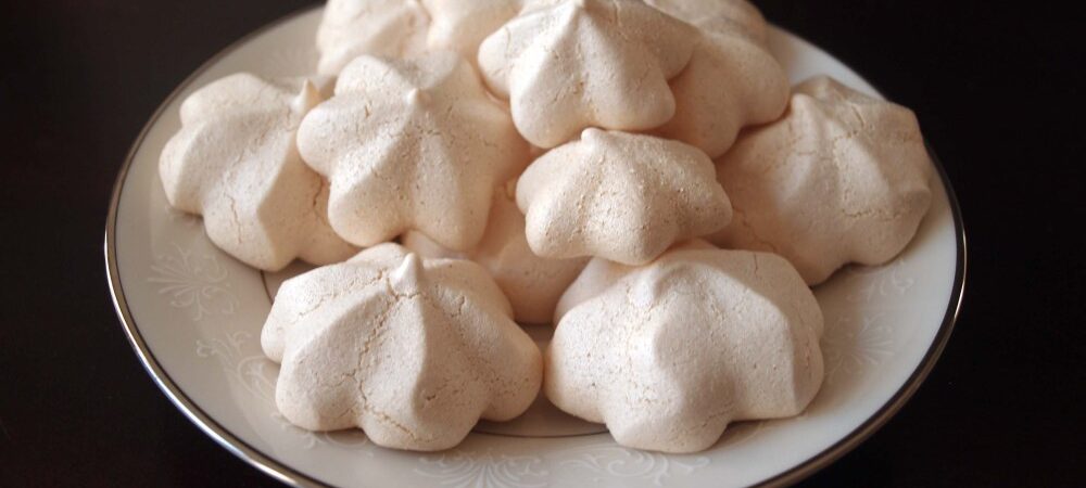 Root Beer Float/Meringue Cookies