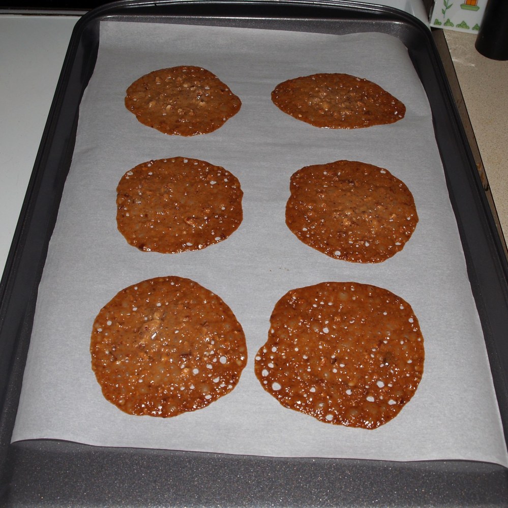 baked pecan lace cookies
