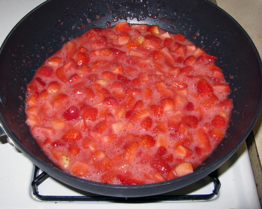 Strawberries with Sugar and Cornstarch