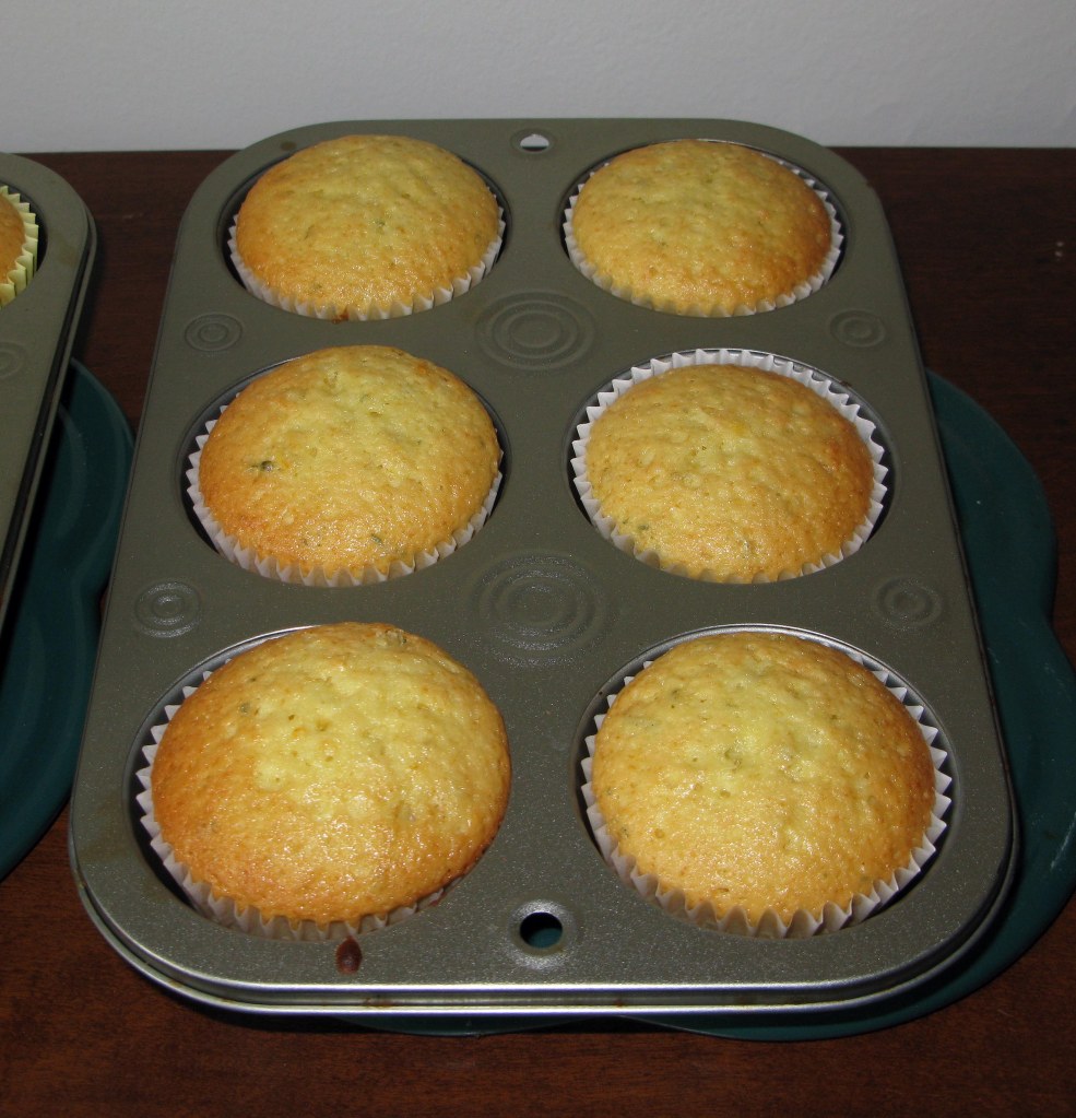 Baked Black-Eyed Susan Cupcakes