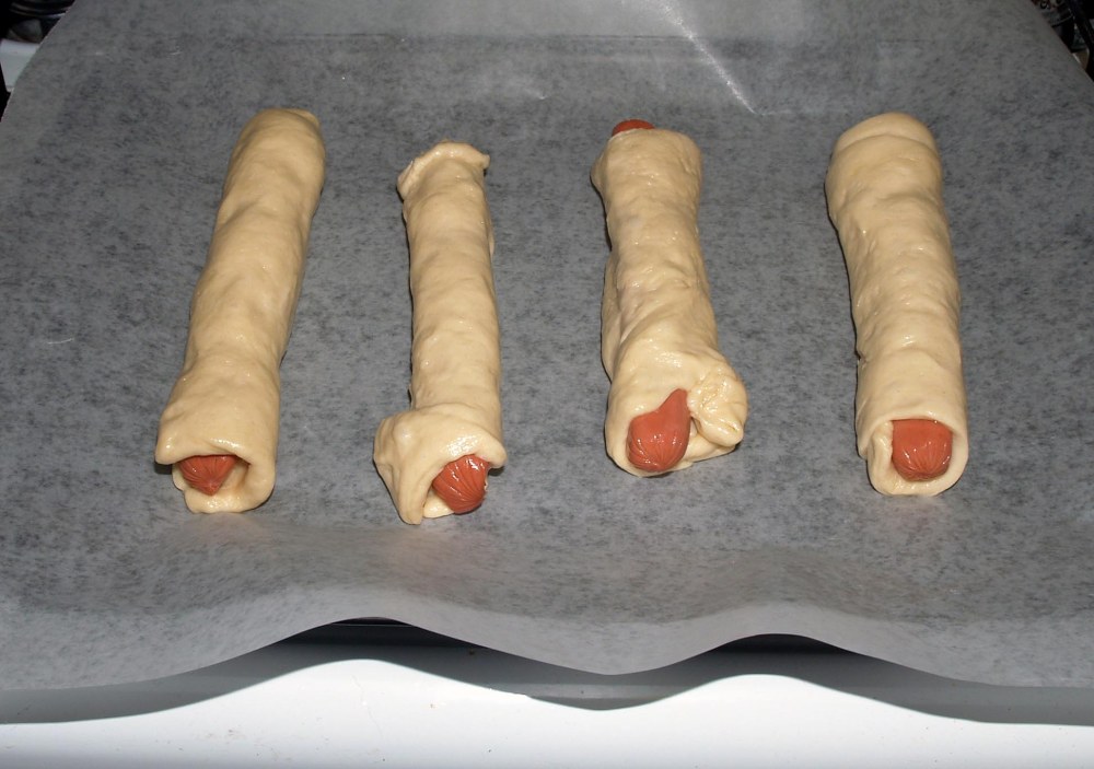 Bagel Dogs Before Final Rise