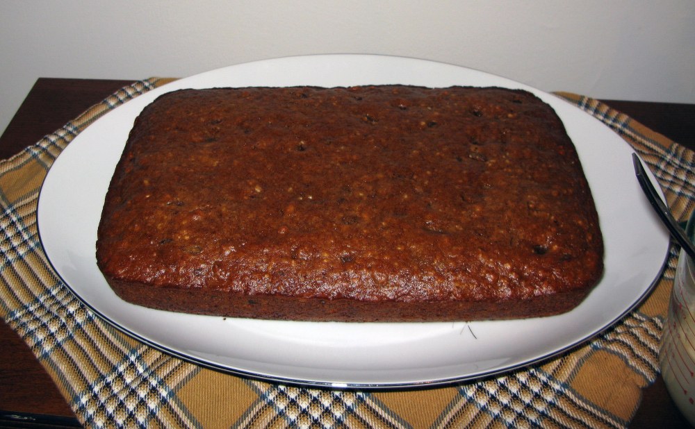 Cooled Date Walnut Cake
