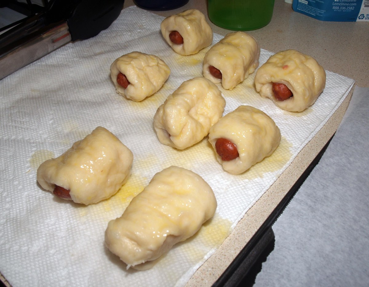 Mini Bagel Dogs with Egg Wash