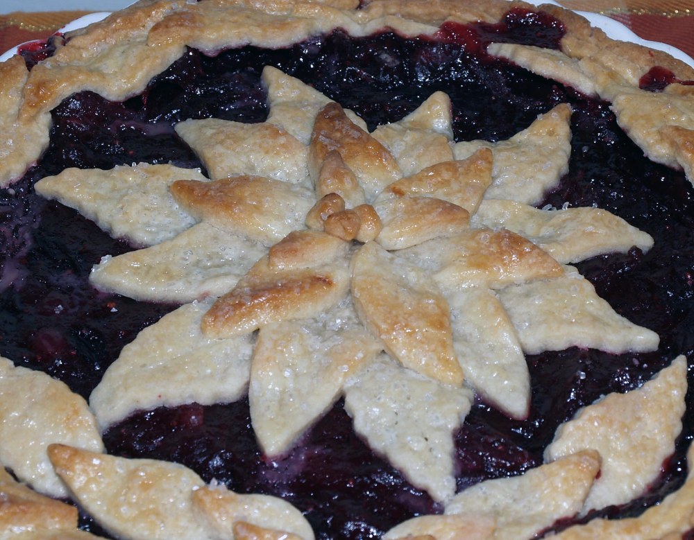 Pie Crust Poinsettia