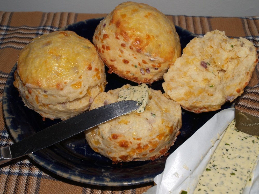 Paul Hollywood's Cheddar and Chive Scones