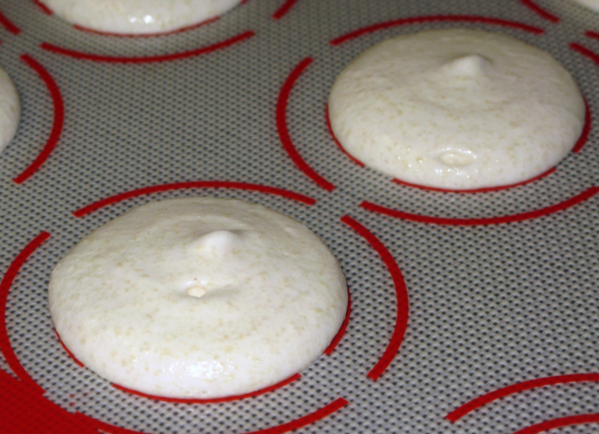 Macaron Bubbles