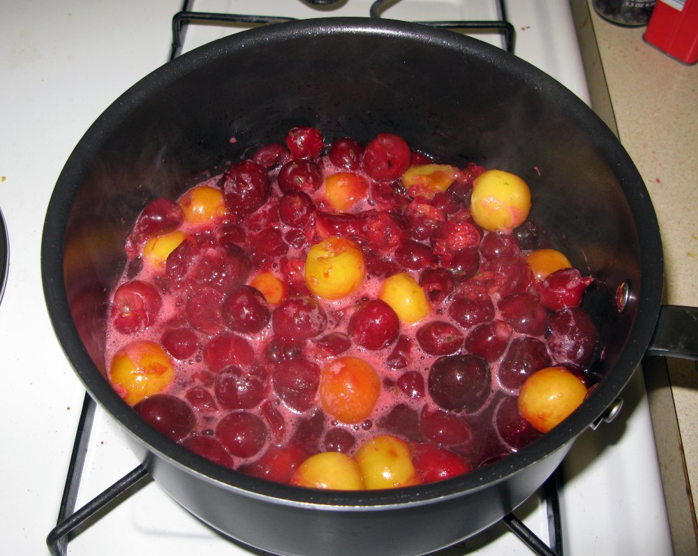 Cherries with Juice