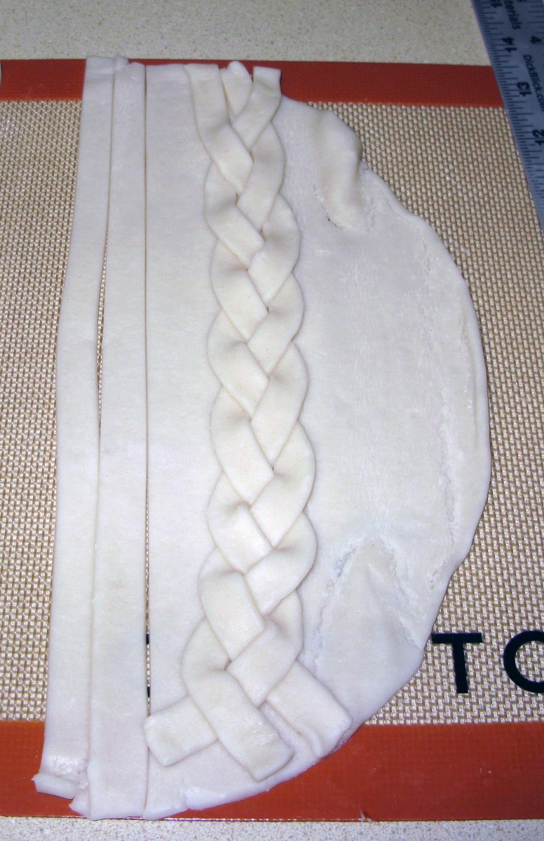 Braided Pie Crust Strand