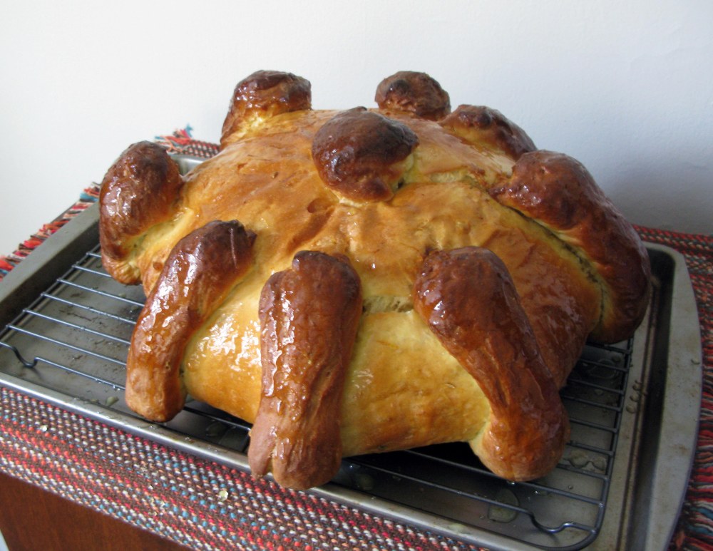 Glazed Pan de Muerto