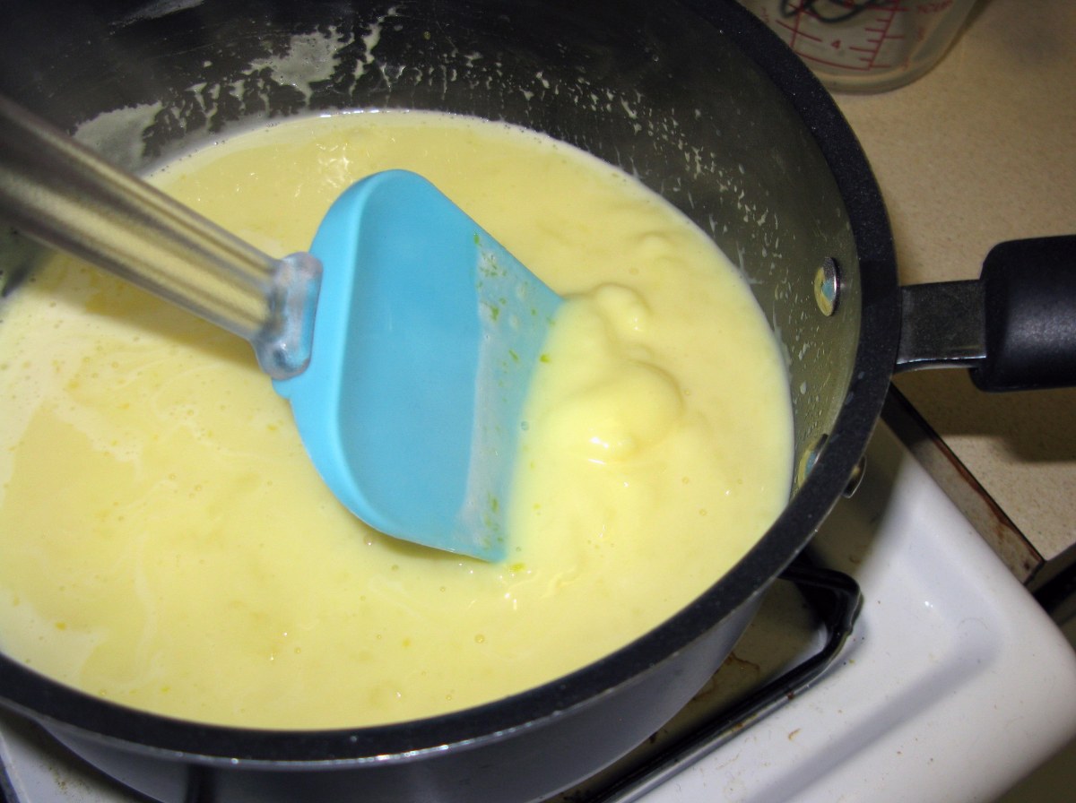 Clumps Forming in Custard